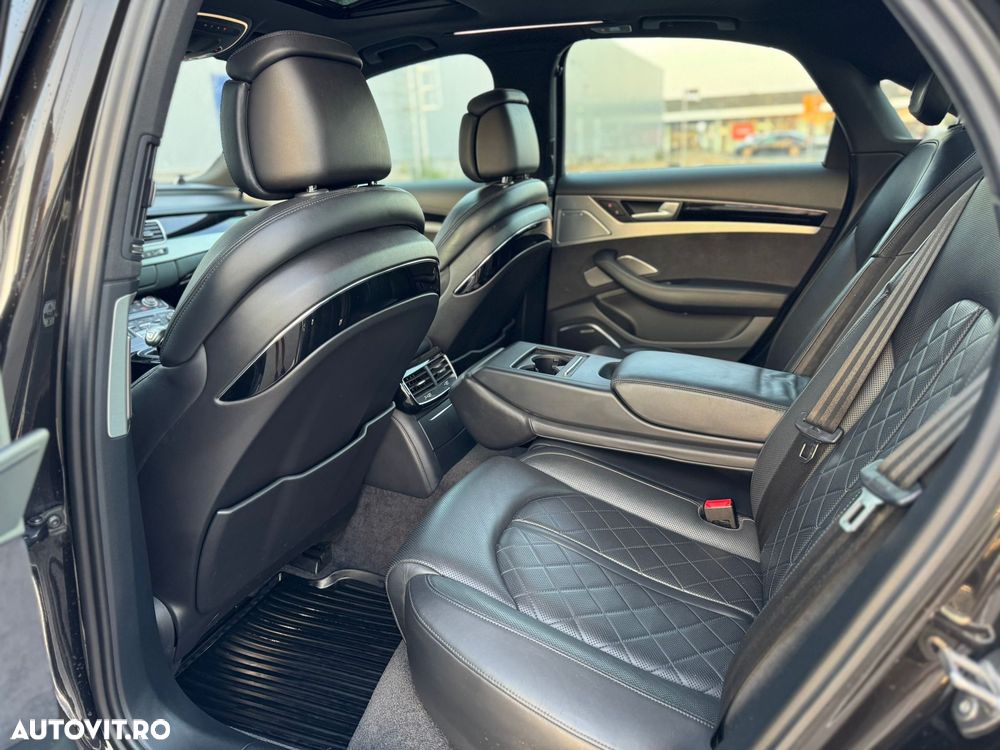 Audi A8 - 27