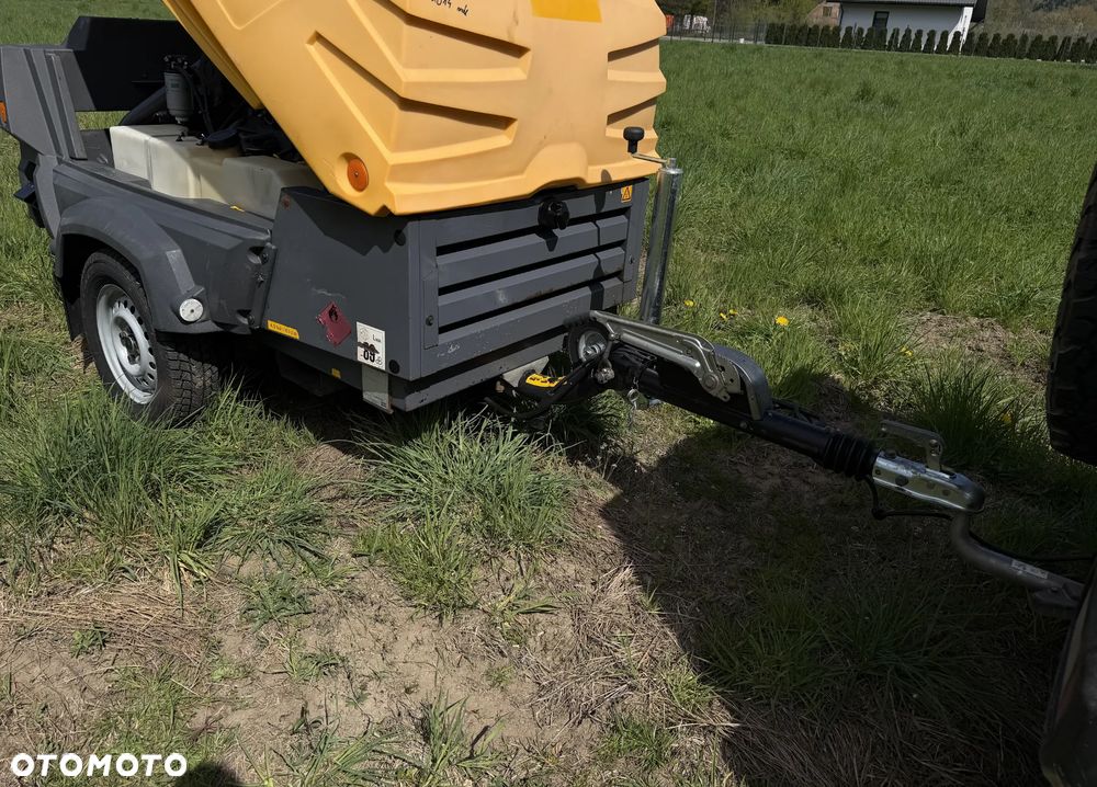 Atlas Copco QAX 30 KW Agregat Generator Prądotwórczy Mobilna Przyczepka do rejestracji jako pojazd. 30 KVA. 2015rok. Agregat Sprowadzony z Norwegii! DEUTZ Silnik 45 KM. Zadbana maszyna! Po Serwisach. Hamulec Najazdowy. 3900 mtg. Prądnica LEROY SOMER. OKAZJA Pracował sporadycznie w Norweskiej Komunie! - 17