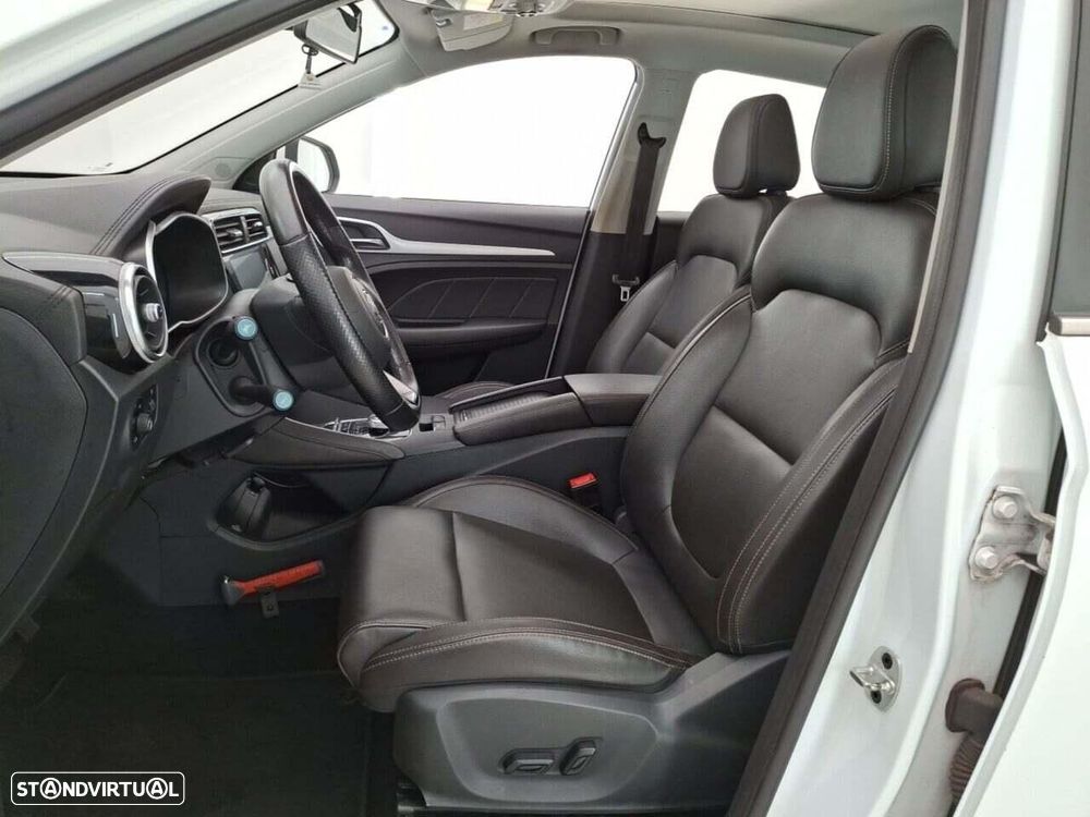 MG ZS EV 44.5 kWh Luxury - 4