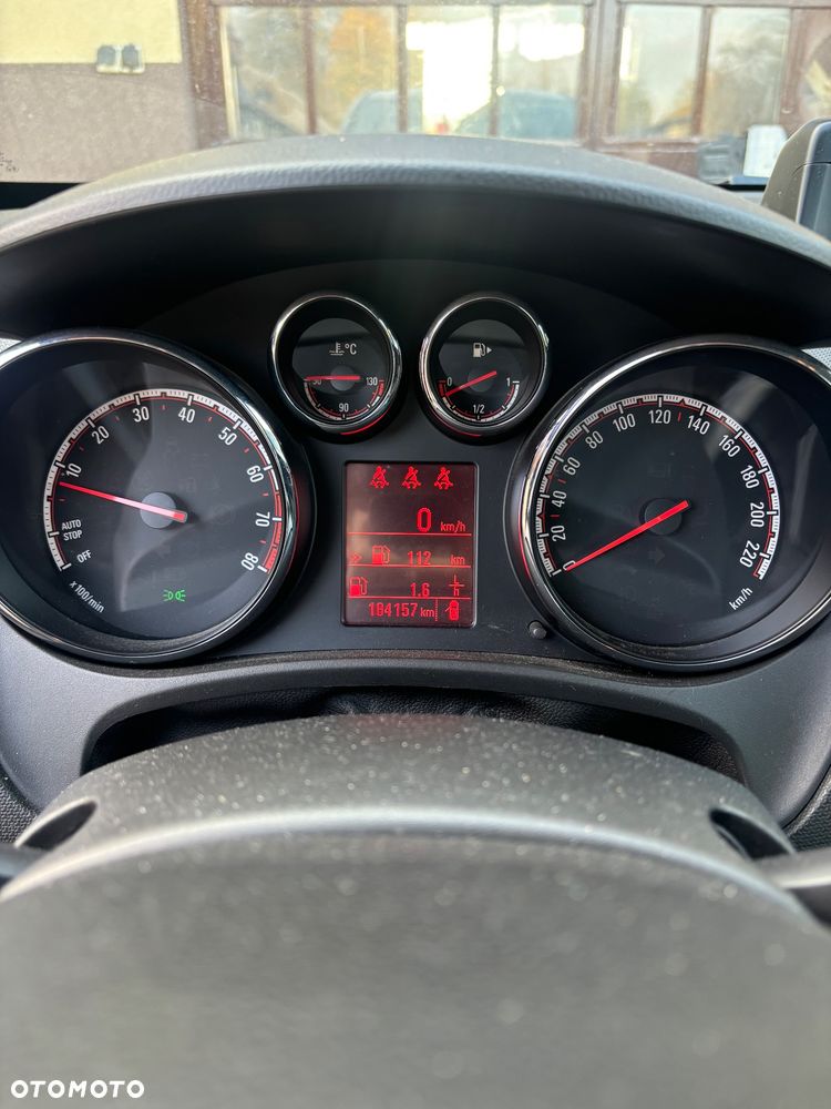 Opel Meriva - 12