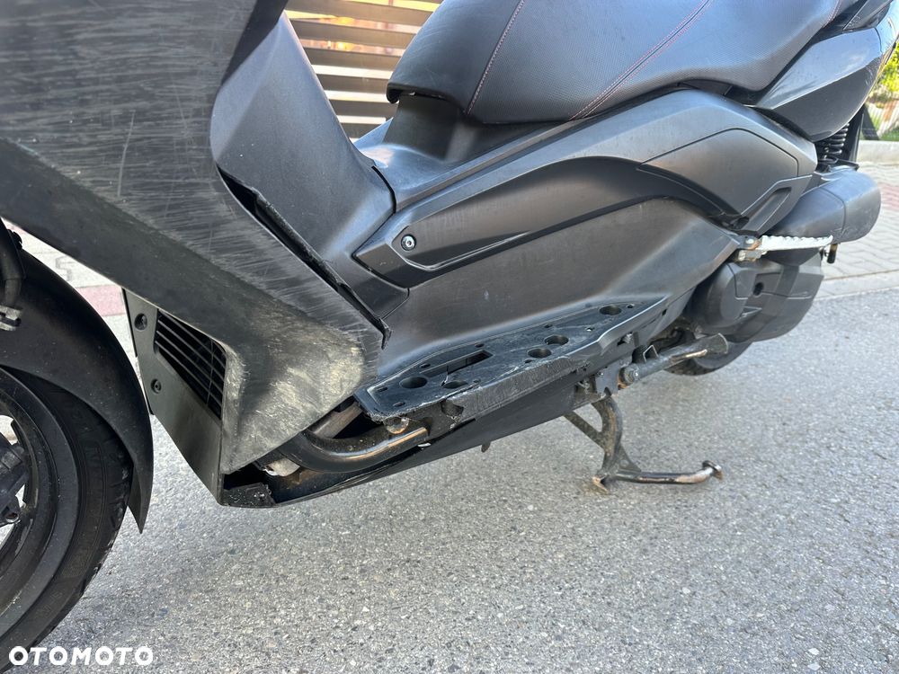 Yamaha X-max - 4