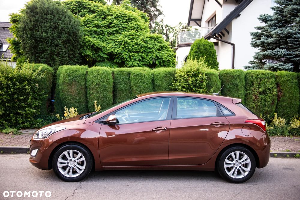 Hyundai i30 1.4 Advantage - 11