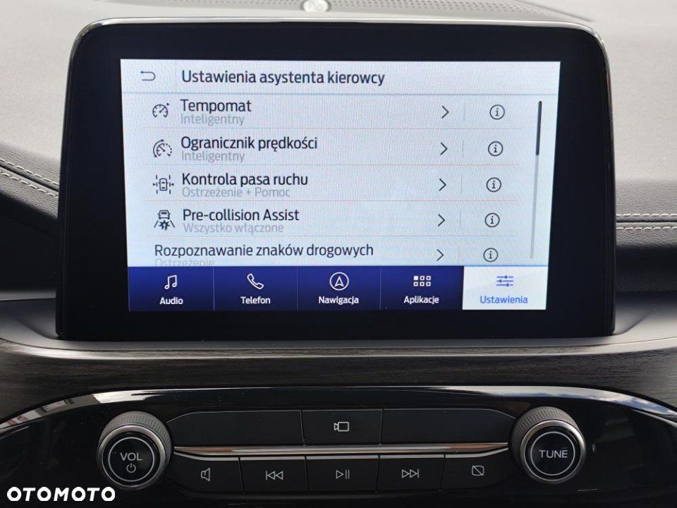 Ford Kuga - 27