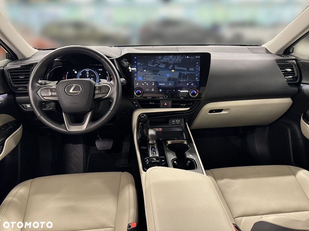 Lexus NX 350h Omotenashi AWD - 14