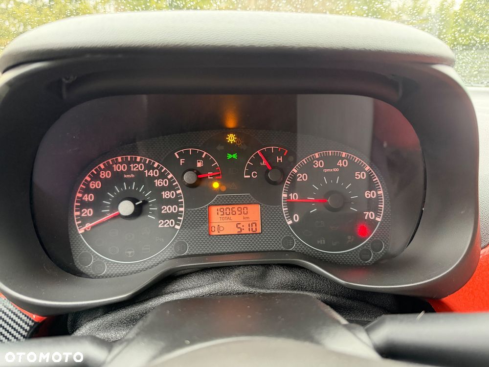 Fiat Punto 1.4 16V Sporting - 18