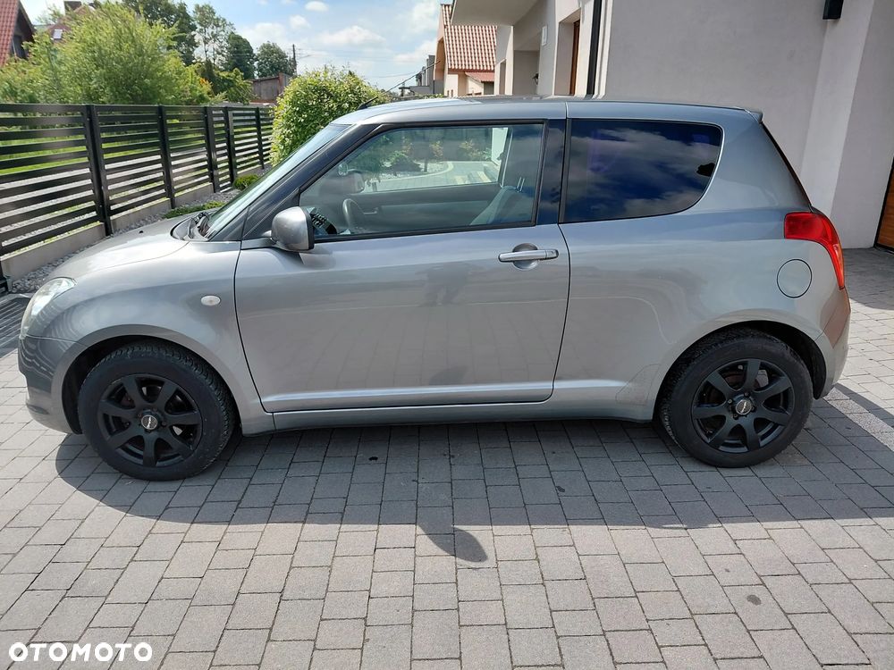 Suzuki Swift 1.3 Comfort - 2