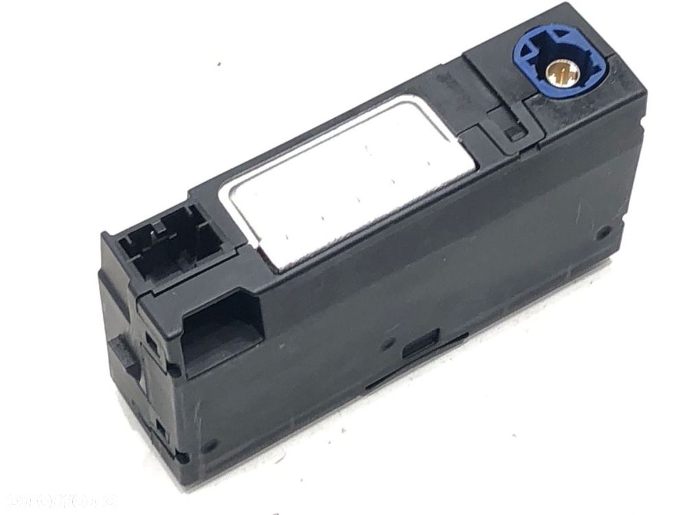 GNIAZDO USB  AUDI A8 D5 (4N2, 4N8) 2017 - 2022 60 TFSI Mild Hybrid quattro 338 kW [460 KM] Hybryda - 2