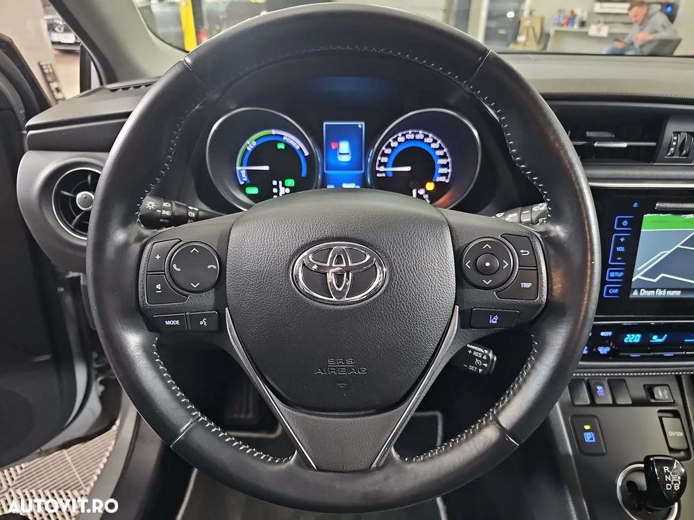 Toyota Auris - 18