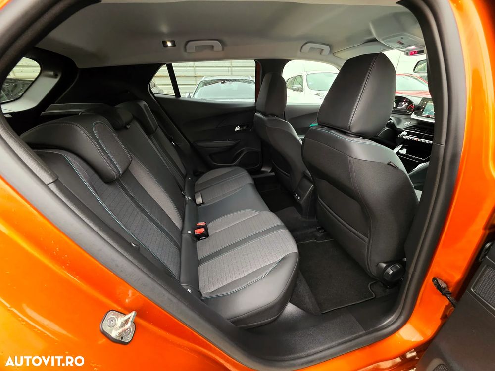 Peugeot 2008 1.5 BlueHDI 130 S&S EAT8 Allure - 16