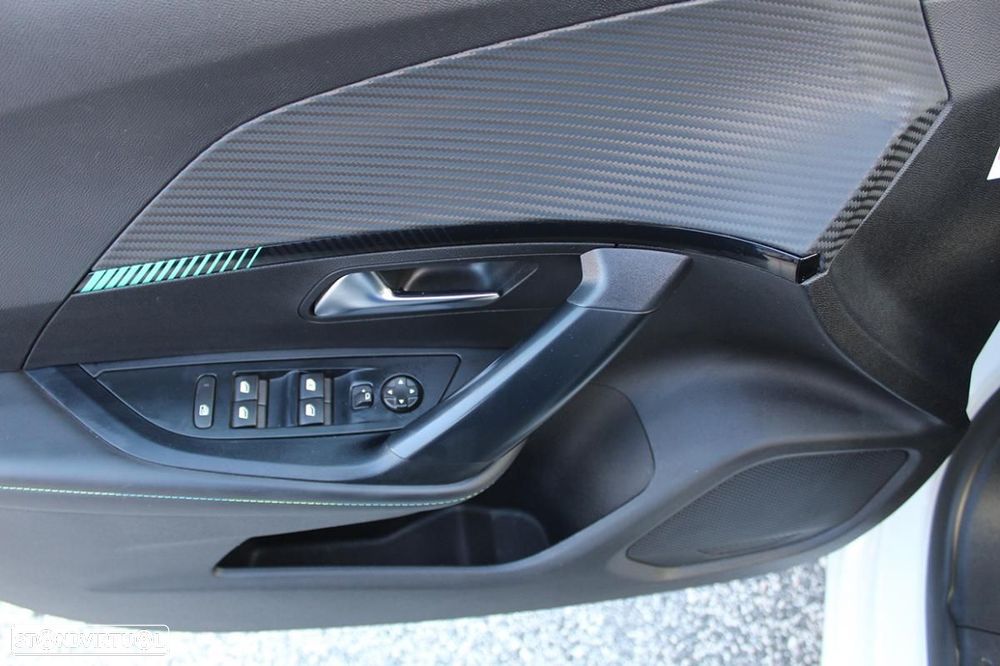 Peugeot e-2008 50 kWh Active Pack - 13