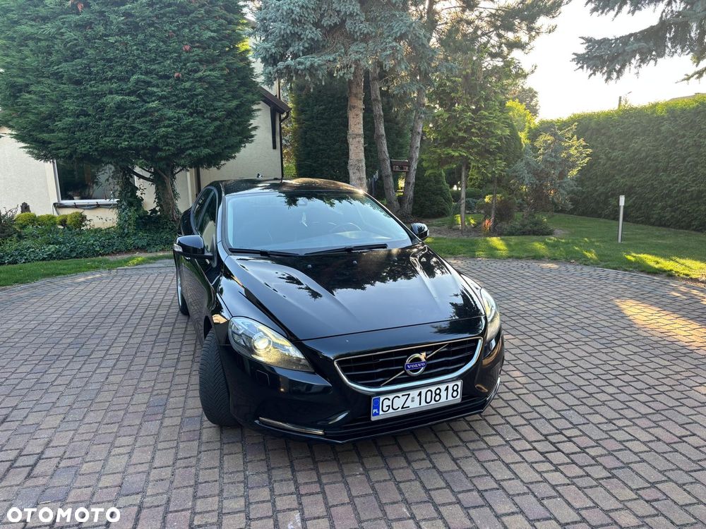 Volvo V40 D4 Momentum - 4