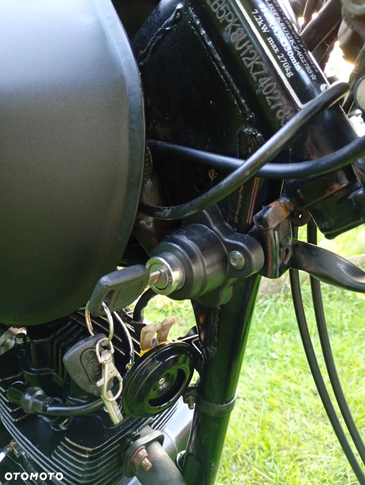 Barton Cafe Racer - 27