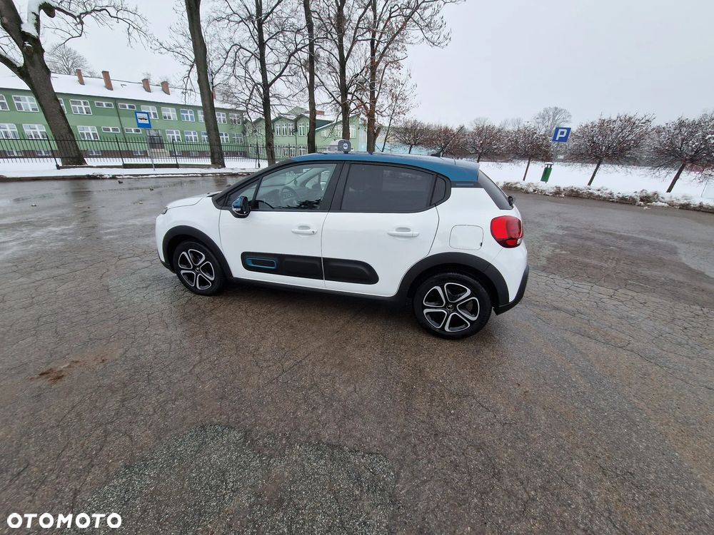 Citroën C3 Pure Tech 82 SHINE - 2