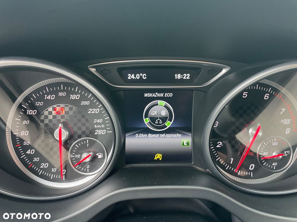 Mercedes-Benz Klasa A 180 AMG Line - 31