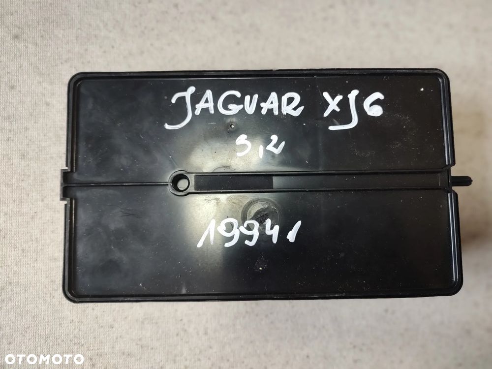 JAGUAR XJ6 X300 3,2 MODUŁ NADWOZIA LNA2500AA - 3
