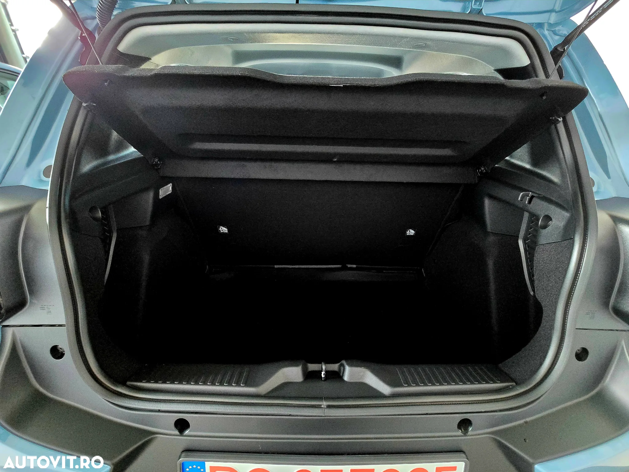 Citroën C3 1.2 PureTech 100 S&S BVM6 YOU! - 11
