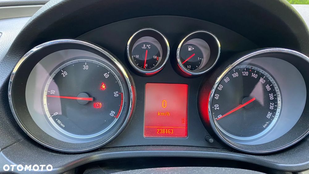 Opel Insignia 2.0 CDTI - 7