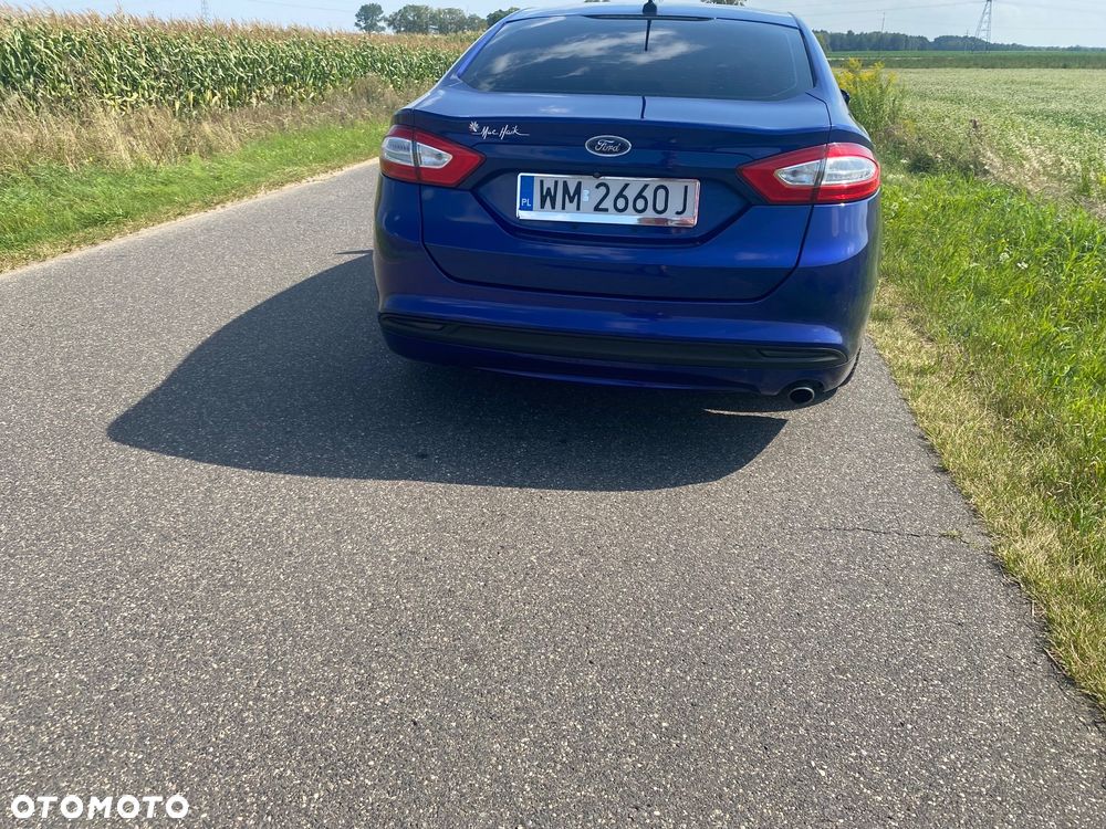 Ford Fusion - 8