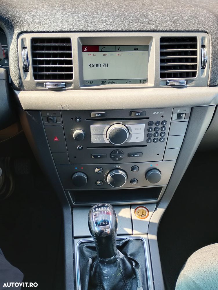 Opel Signum 1.9 CDTI - 9
