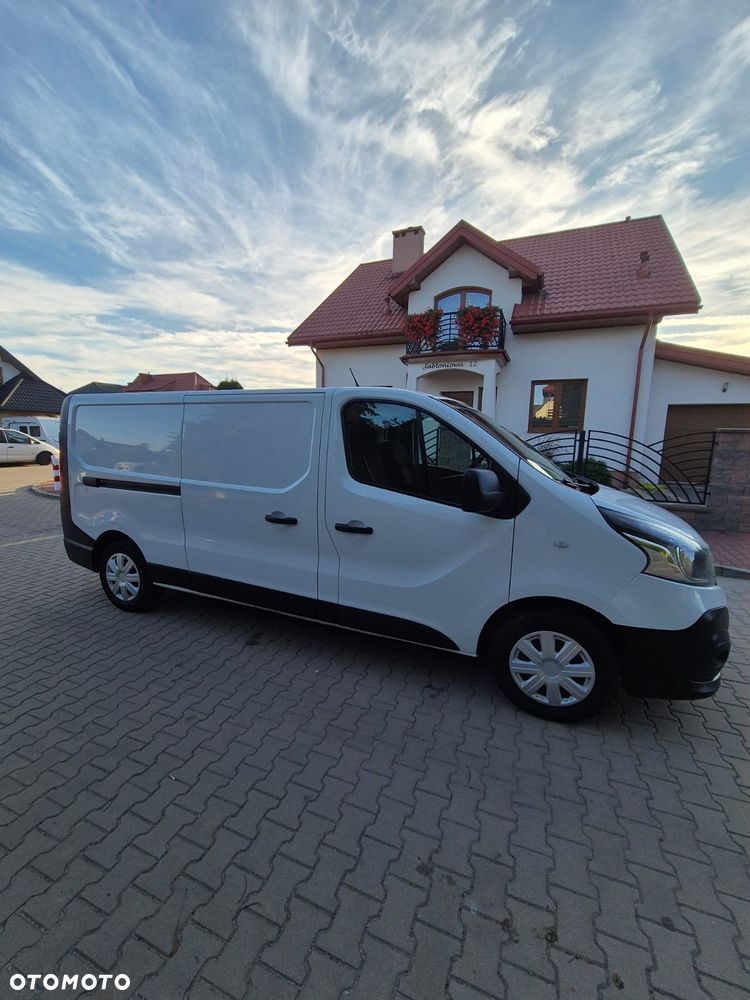 Renault Trafic Long L2 120koni 2017r Navi Klima Super stan - 5