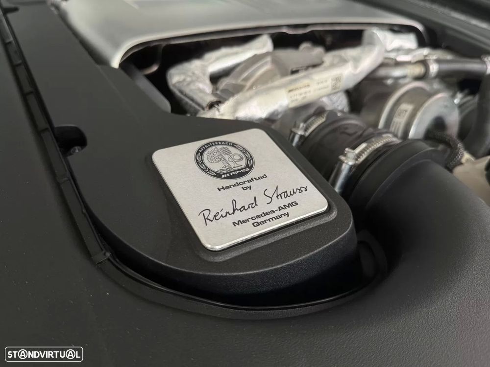 Mercedes-Benz C 63 AMG S - 8