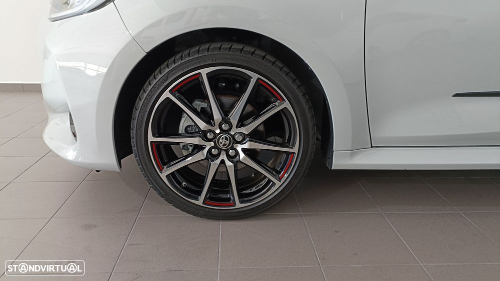 Toyota Yaris - 15