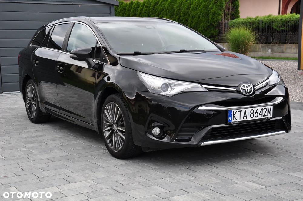 Toyota Avensis Touring Sports 1.8 Edition S+ - 8