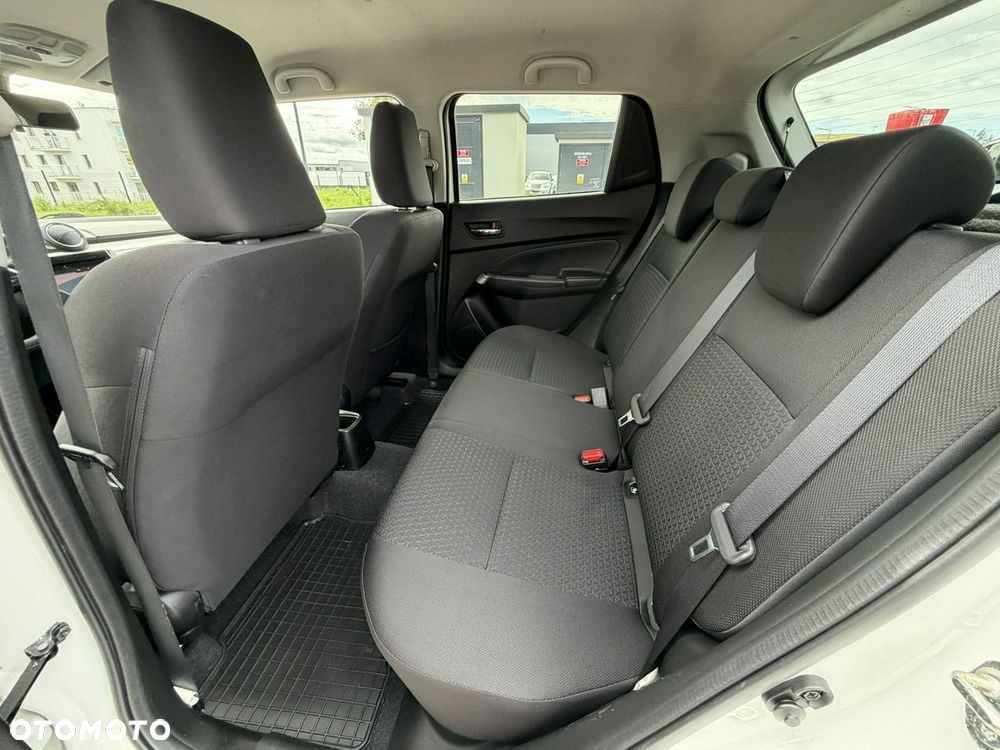 Suzuki Swift - 31