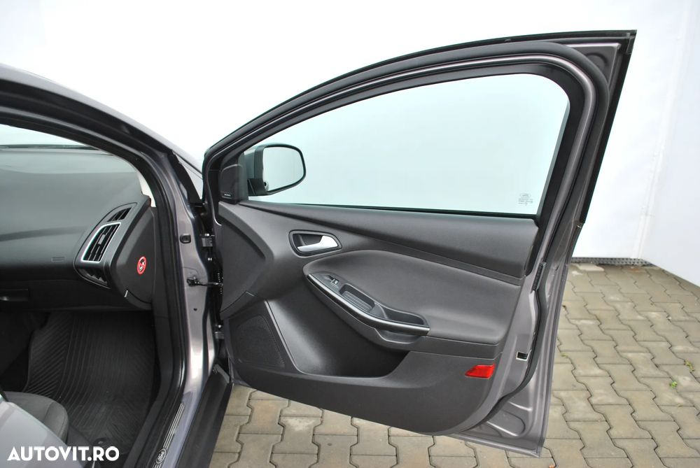 Ford Focus 1.5 TDCi Titanium - 29