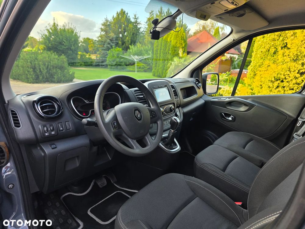 Renault Trafic - 12