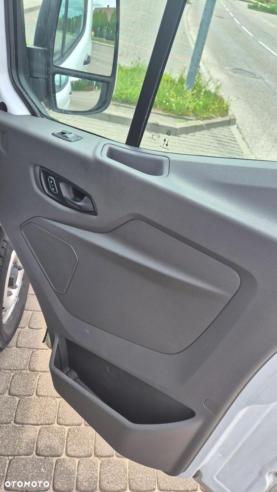 Ford Transit - 17