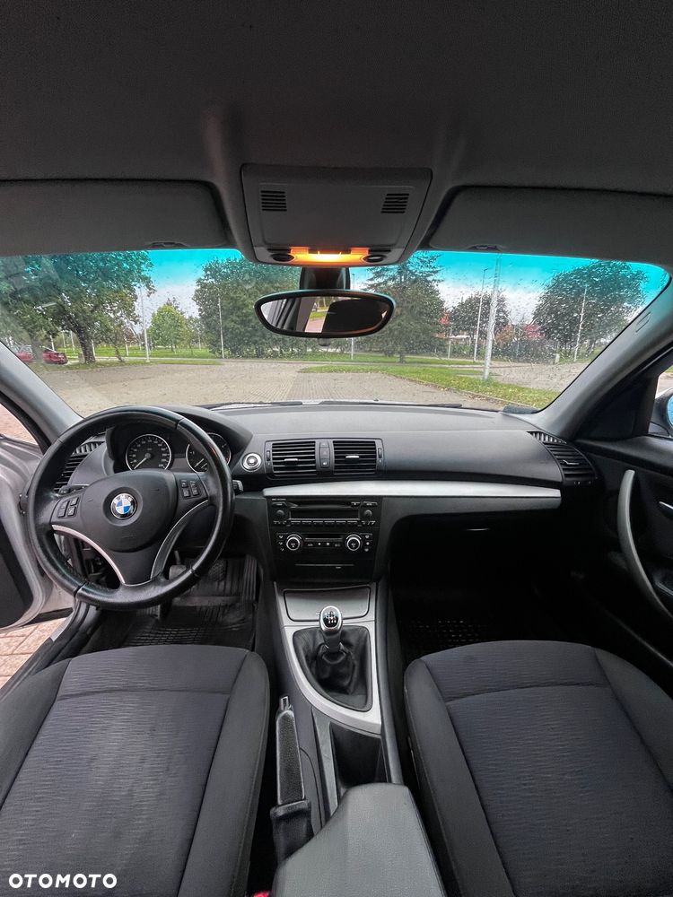 BMW Seria 1 118d - 10