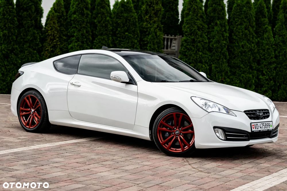 Hyundai Genesis Coupe 2.0 T - 7