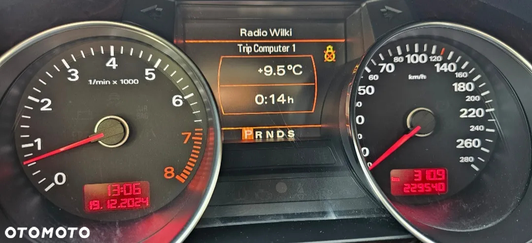 Audi A8 4.2 FSI L Quattro - 12