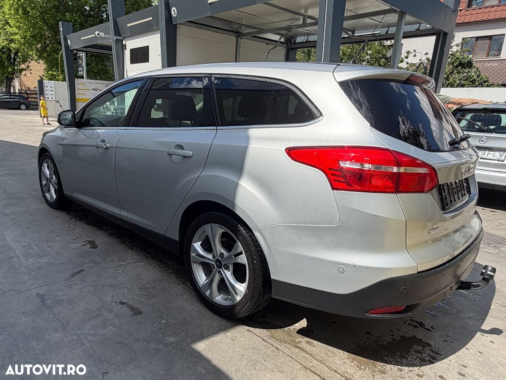 Ford Focus 1.5 EcoBoost Titanium - 23