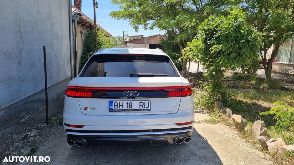 Audi SQ8 - 2
