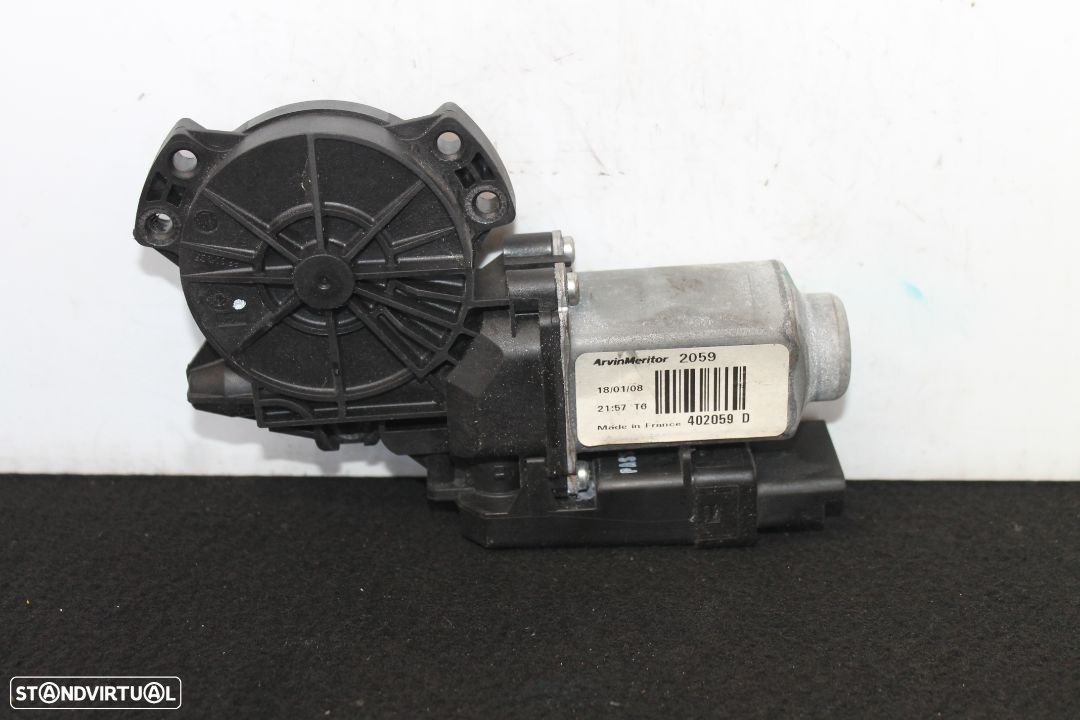 Motor Elevador Vidro Kia Ceed - 2
