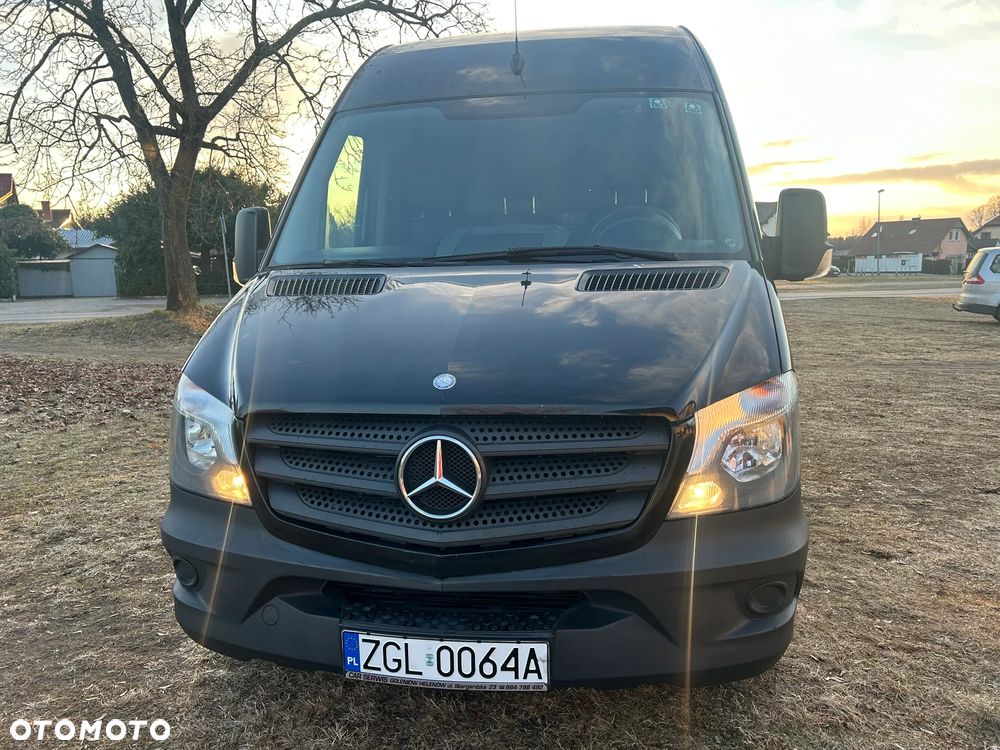 Mercedes-Benz Sprinter - 15