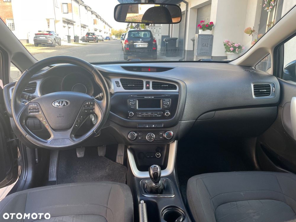 Kia Ceed 1.6 CRDi 115 ISG Vision - 21