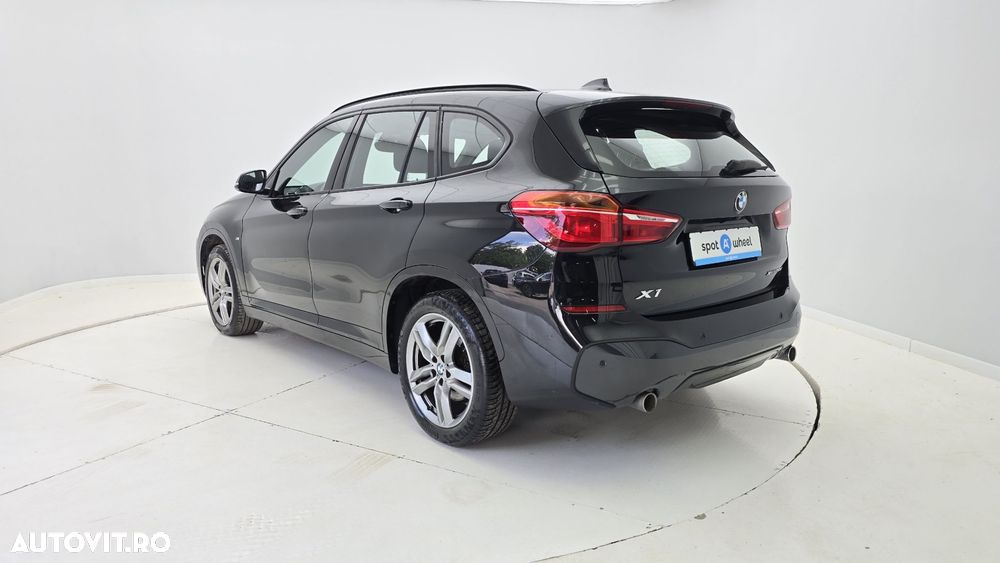 BMW X1 - 8