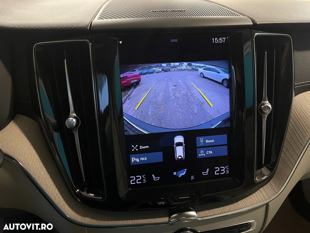 Volvo XC 60 B4 MHEV AWD Inscription - 14