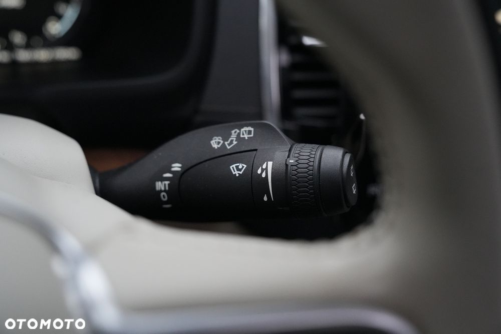 Volvo XC 90 T8 AWD Plug-In Hybrid Inscription 7os - 26