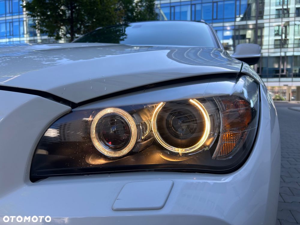 BMW X1 sDrive18d - 18