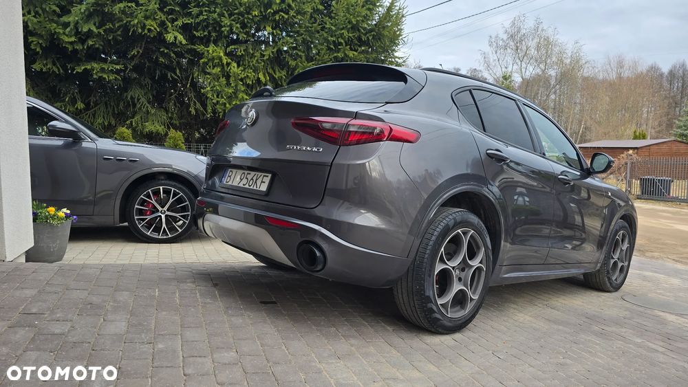Alfa Romeo Stelvio 2.0 Turbo TI Q4 - 7