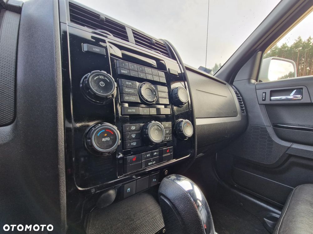 Ford Escape 3.0 XLT 4WD - 15