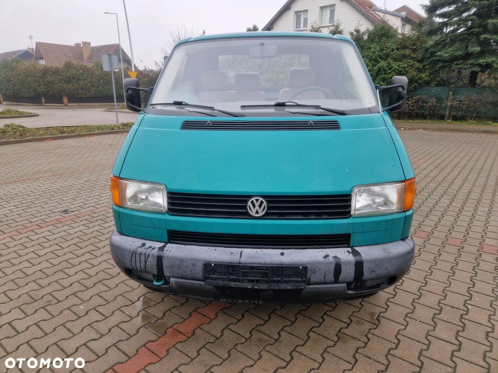 Volkswagen Transporter - 2