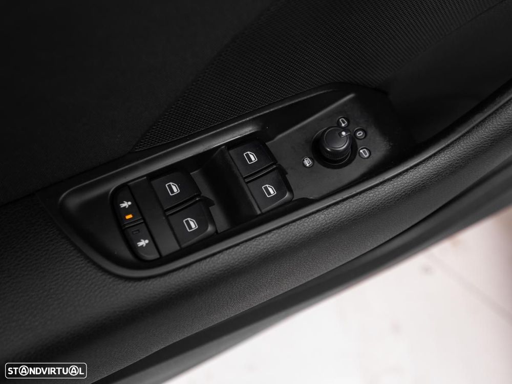 Audi A3 Sportback - 13