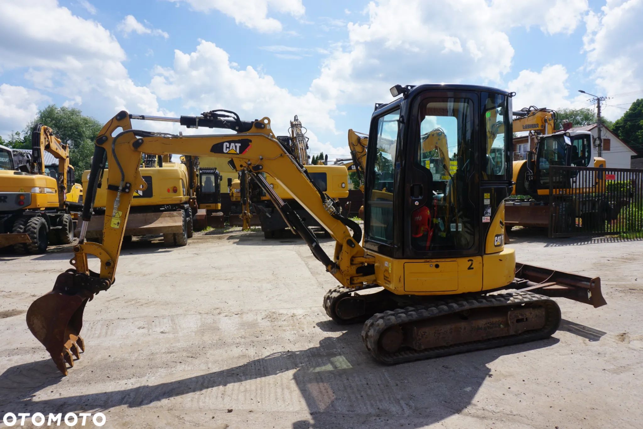 Caterpillar CAT 303 E - 1