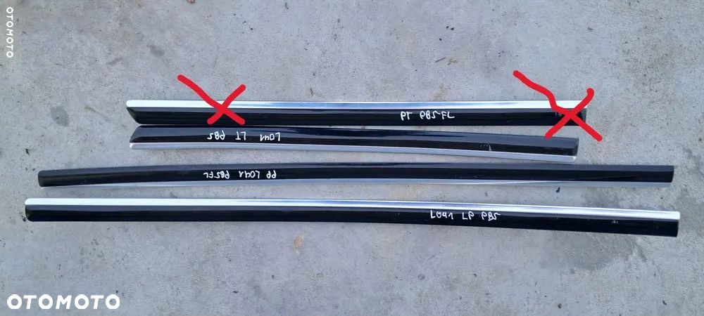 Listwa Chrom Drzwi Prawy Przód Prawa Przednia VW Passat B5 - 1