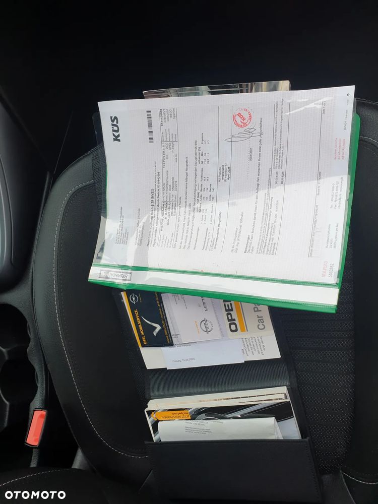 Opel Astra 1.4 Turbo 150 Jahre - 25